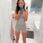 Kat Stickler 
