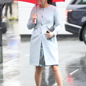 Kate Middleton wet