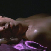 Kathleen Turner 