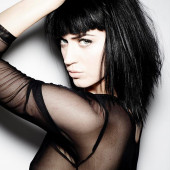 Katy Perry braless