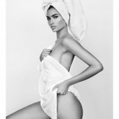 Kelly Gale sexy