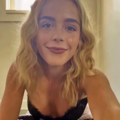 Kiernan Shipka 