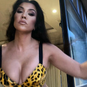 Kourtney Kardashian 