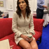 Kristi Noem 
