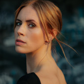 Lara Dandelion Seibert 