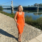 Laura Hamilton 