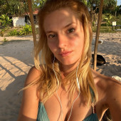LizLaz 