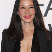 Lucy Liu 