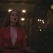 Madelaine Petsch 