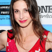Marin Hinkle two and a half men