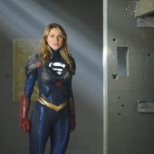 Melissa Benoist supergirl