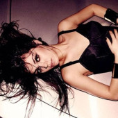 Mila Kunis 