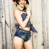 Miley Cyrus 
