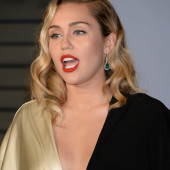 Miley Cyrus cleavage