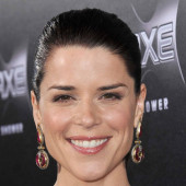 Neve Campbell