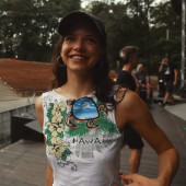 Nina Chuba 