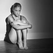 Nora Arnezeder 