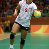 Nora Mork handball