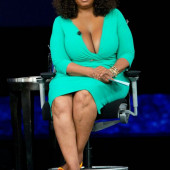 Oprah Winfrey cleavage