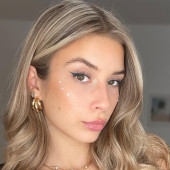 Paula Doeringer