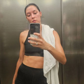 Rebecca Mir 