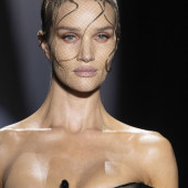 Rosie Huntington-Whiteley 