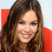 Roxanne McKee