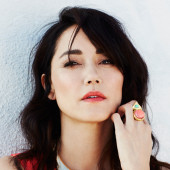 Sandrine Holt