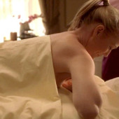 Sarah Wynter 