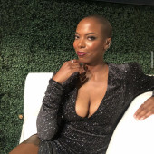 Sasheer Zamata 