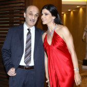 Sethrida Touk-Geagea sexy