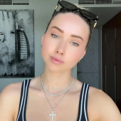 Shania Geiss 