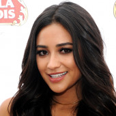 Shay Mitchell