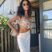 Shay Mitchell 