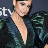 Sofia Carson 