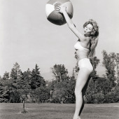 Sue Ane Langdon 