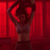 Thomasin McKenzie 