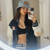 Victoria Justice 