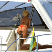 Victoria Silvstedt ass