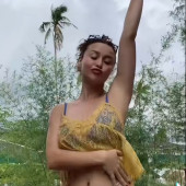 Yassi Pressman 