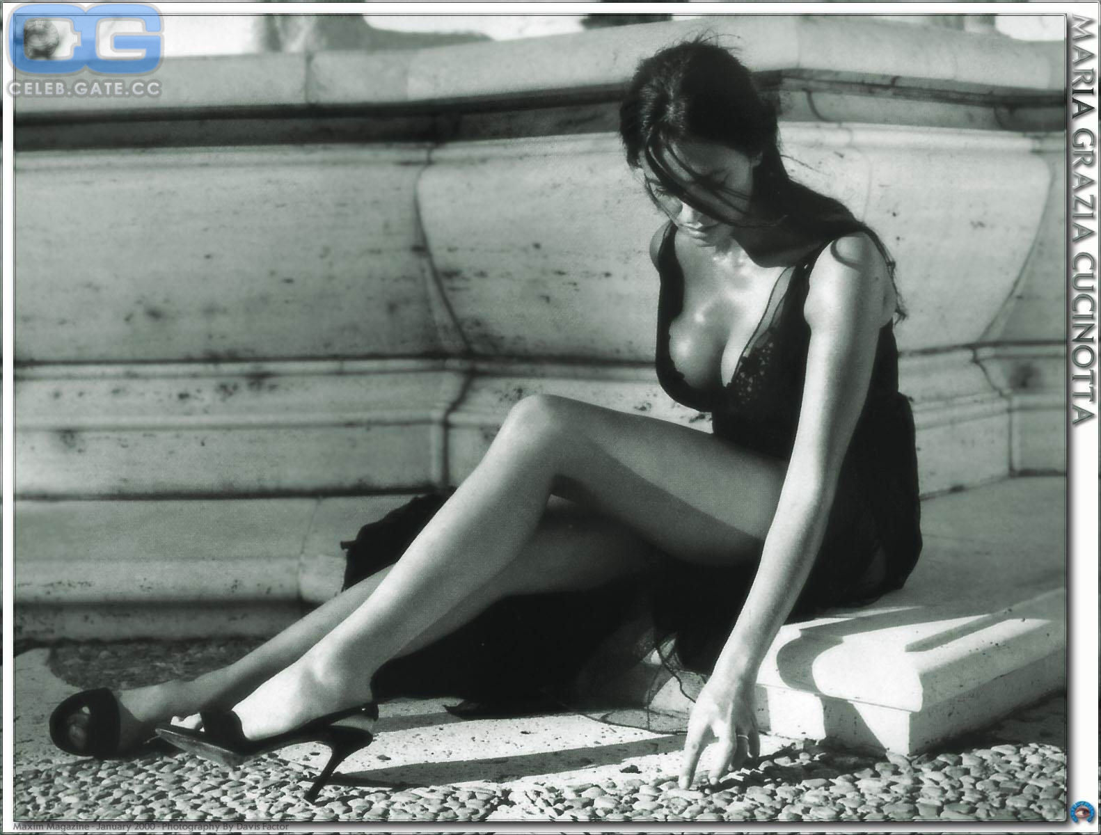 Maria grazia cucinotta naked