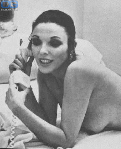Joan Collins Nude Pics