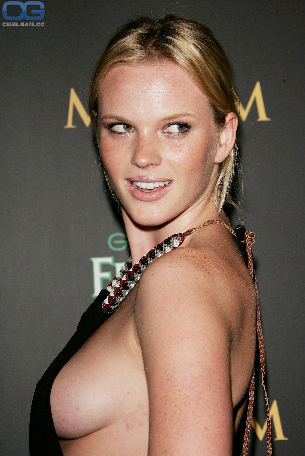 Anne Vyalitsyna 