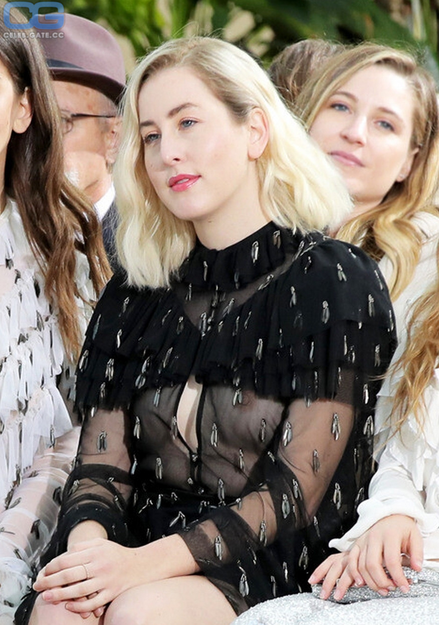 Alana Haim 