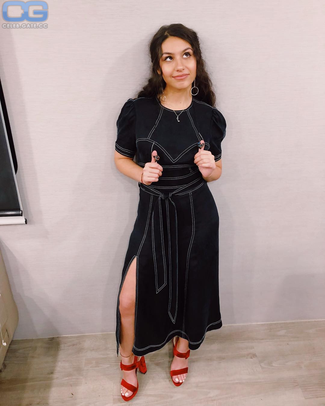 Alessia Cara sexy