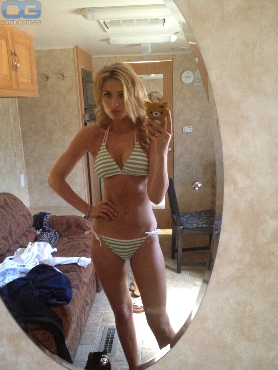 Alyson Michalka the fappening