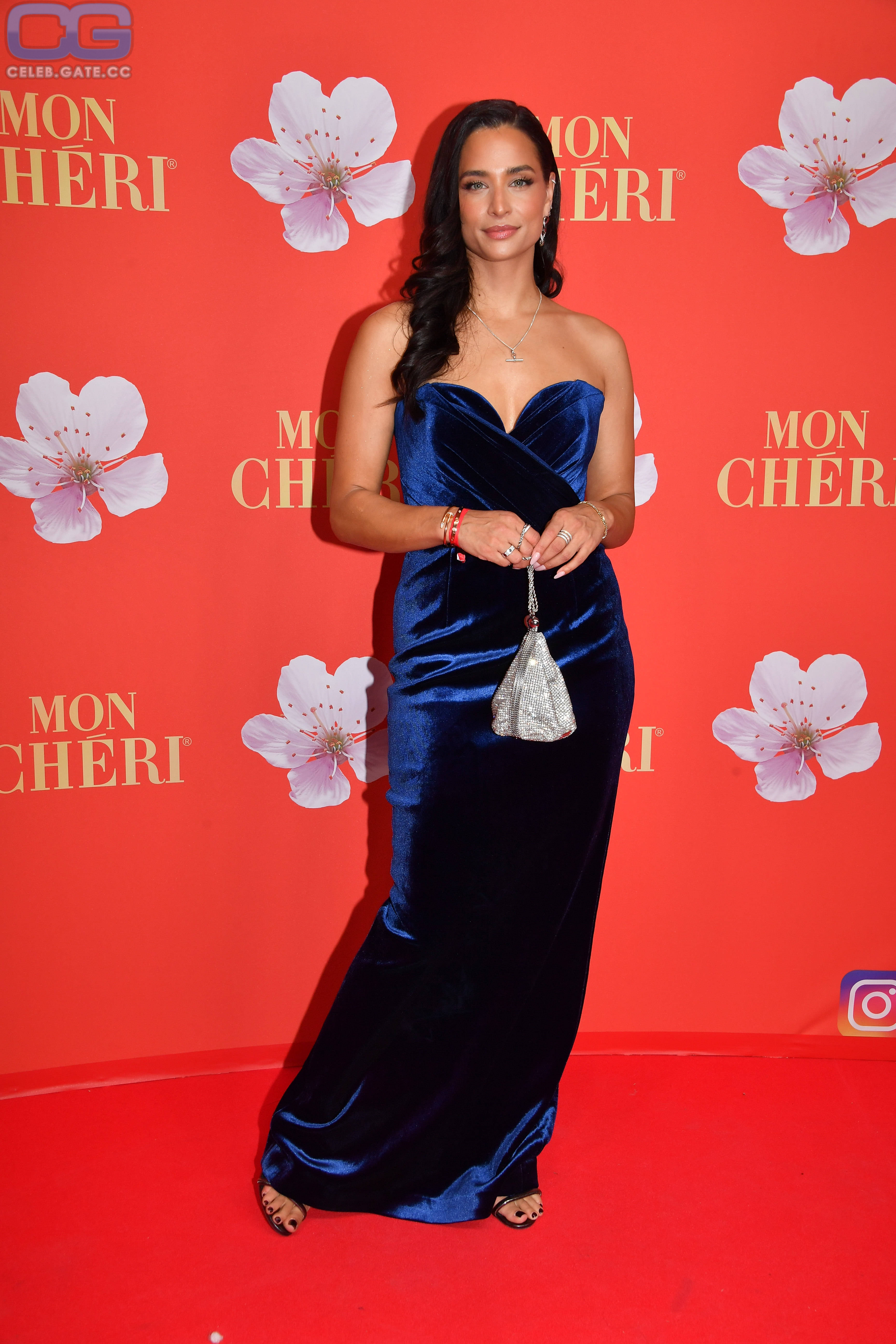 Amira Pocher 