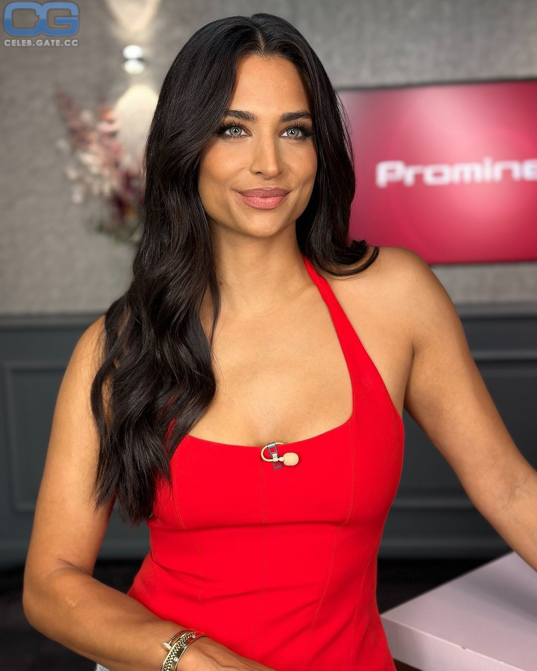 Amira Pocher 