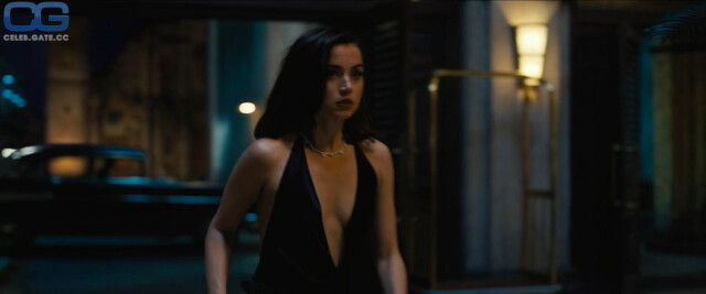 Ana de Armas 