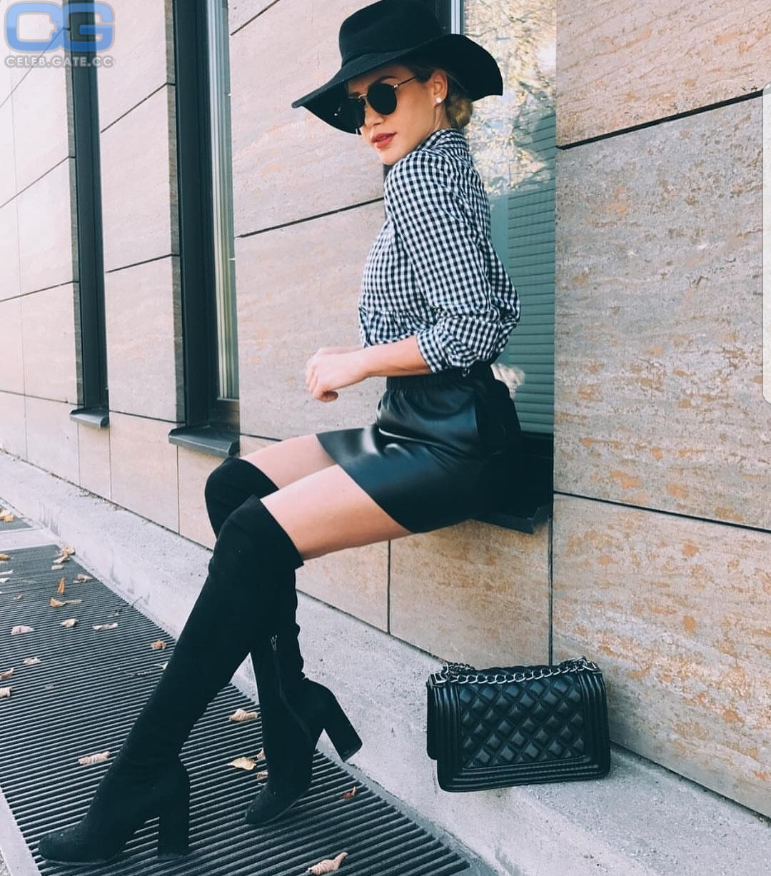 Angelina Heger 